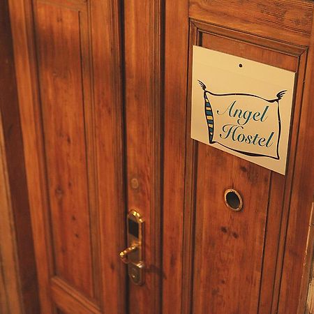 Angel Hostel Торунь Экстерьер фото